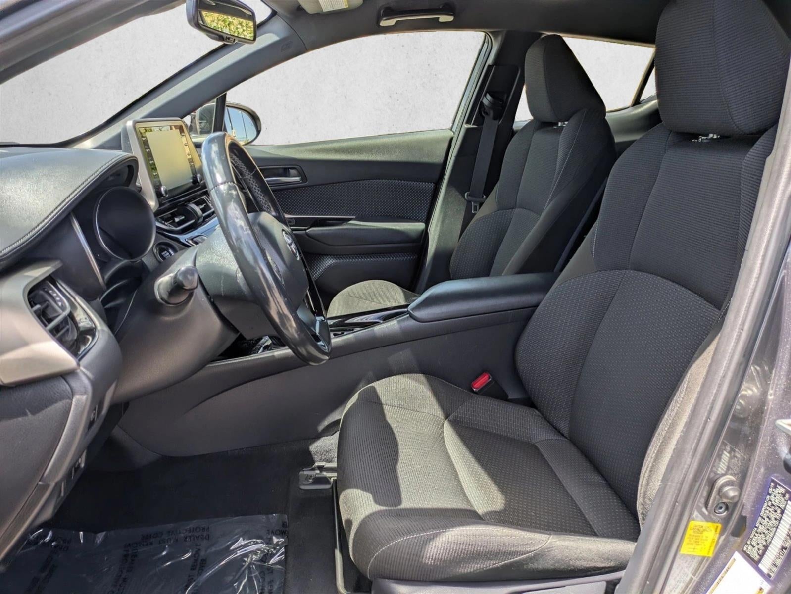 2019 Toyota C-HR XLE FWD (Natl)