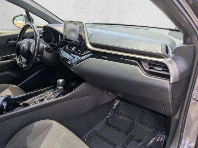 2019 Toyota C-HR XLE FWD (Natl)