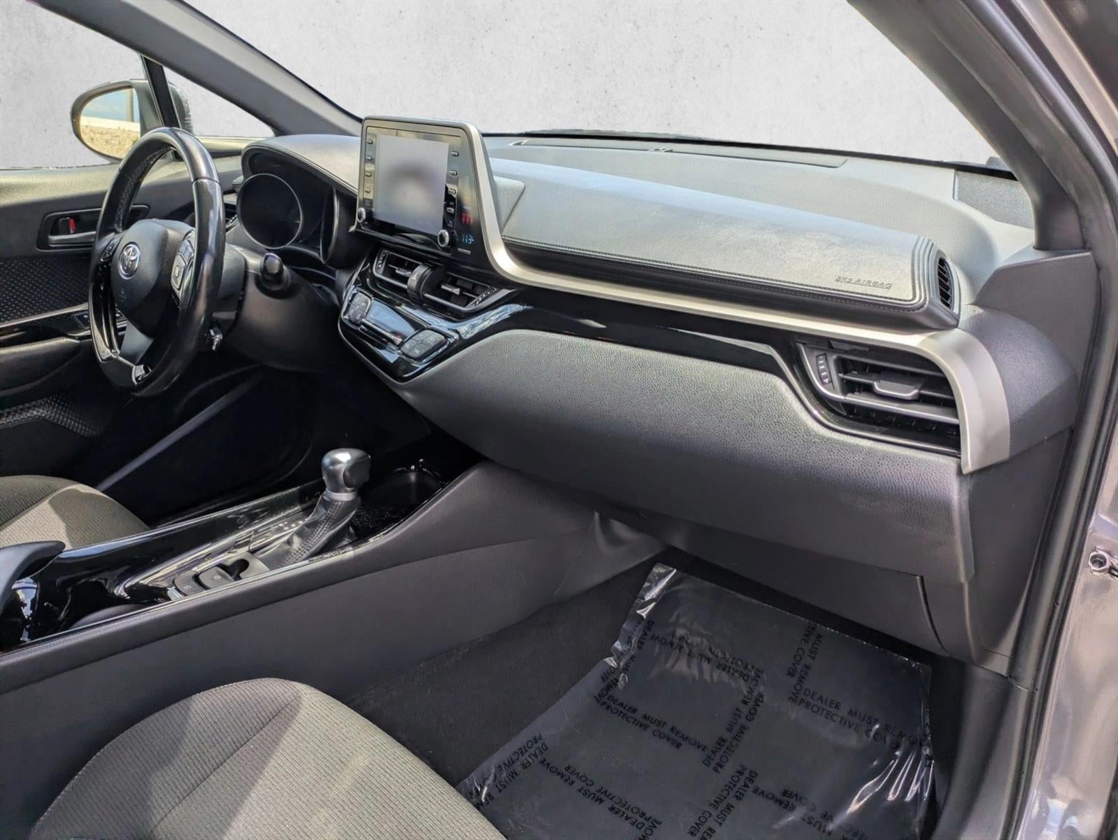 2019 Toyota C-HR XLE FWD (Natl)