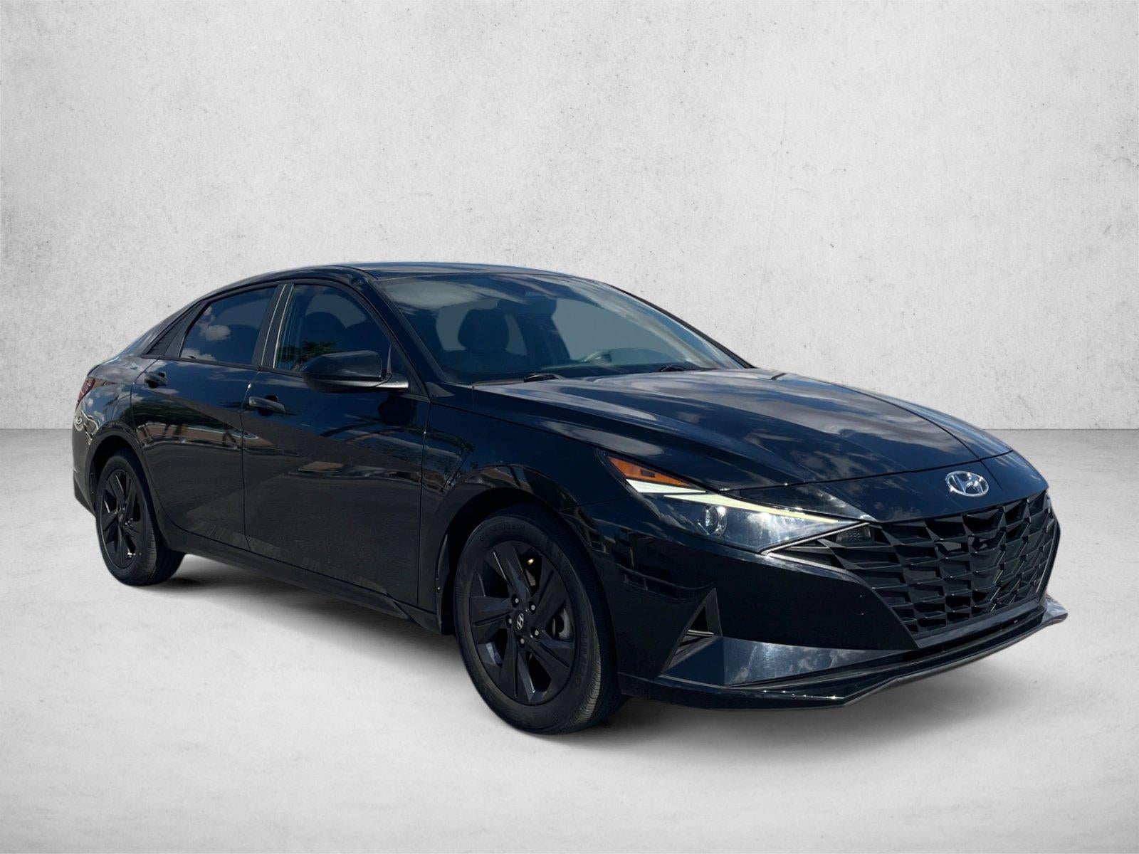2021 Hyundai ELANTRA SEL IVT