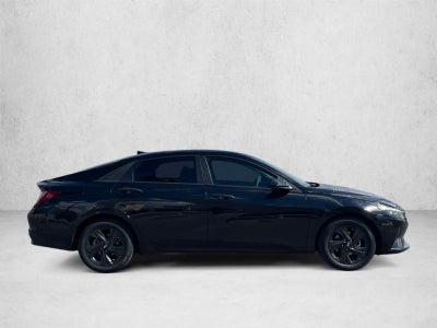 2021 Hyundai ELANTRA SEL IVT