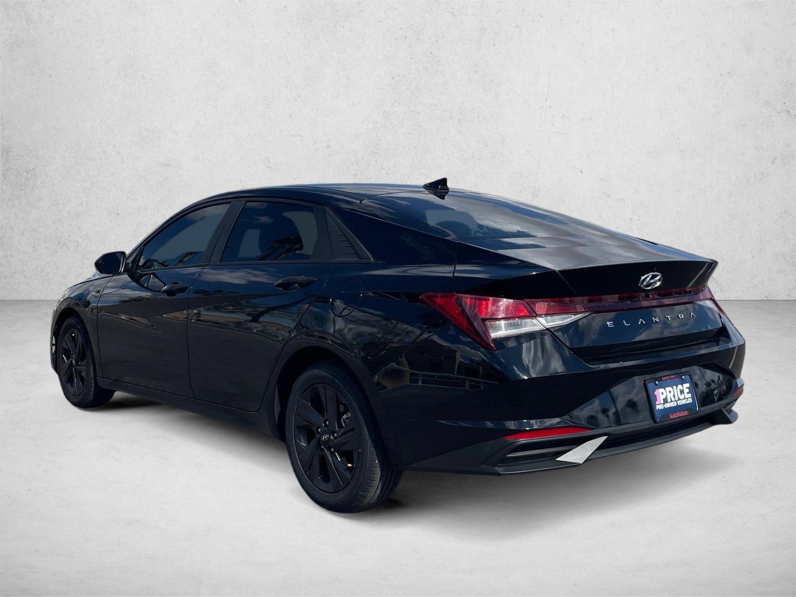 2021 Hyundai ELANTRA SEL IVT