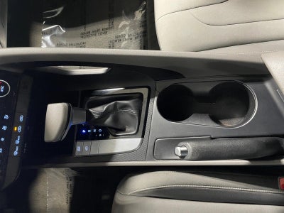 2024 Hyundai ELANTRA SEL IVT