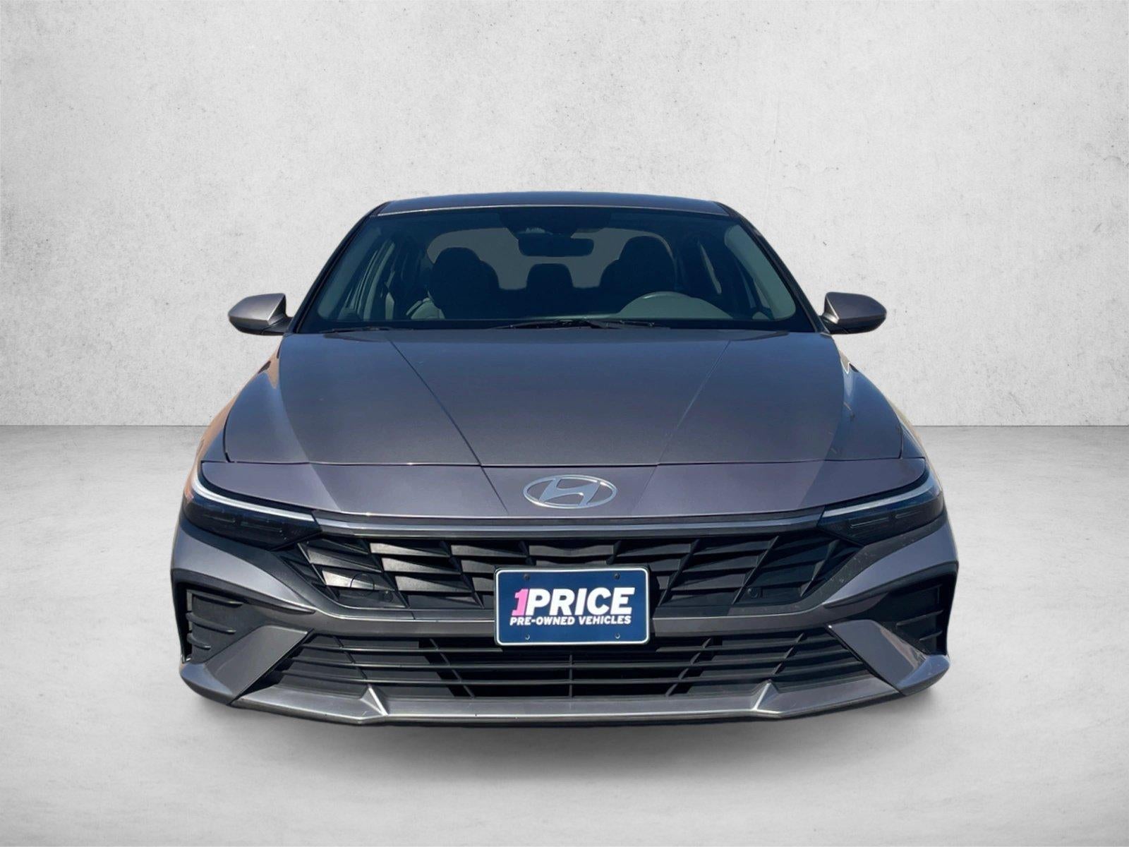 2024 Hyundai ELANTRA SEL IVT