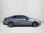 2024 Hyundai ELANTRA SEL IVT