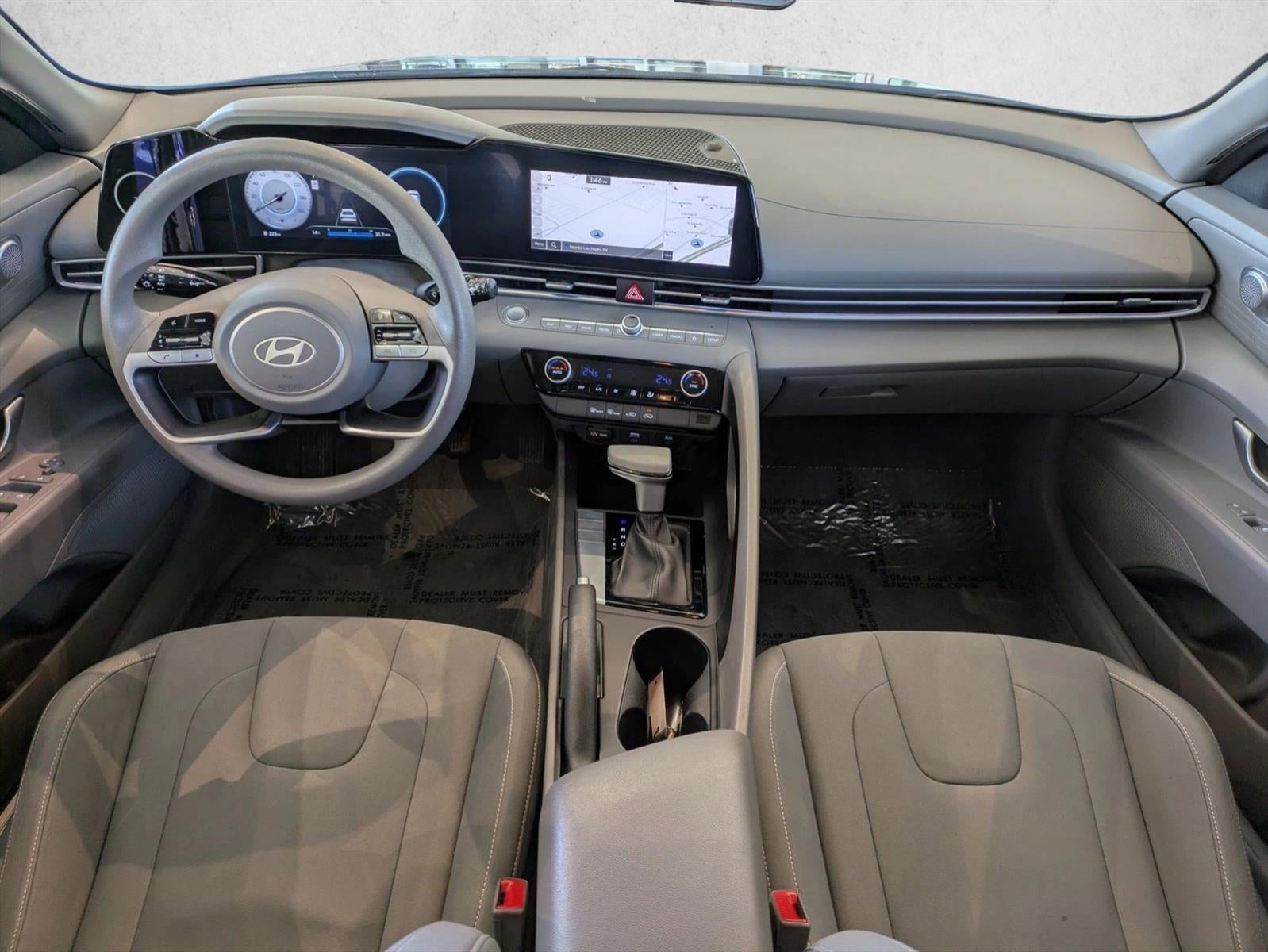 2024 Hyundai ELANTRA SEL IVT