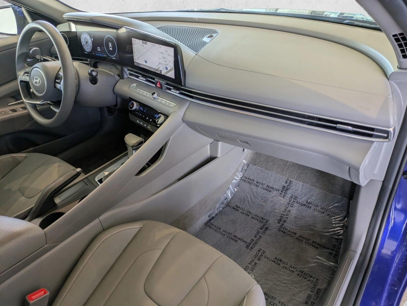 2024 Hyundai ELANTRA SEL IVT