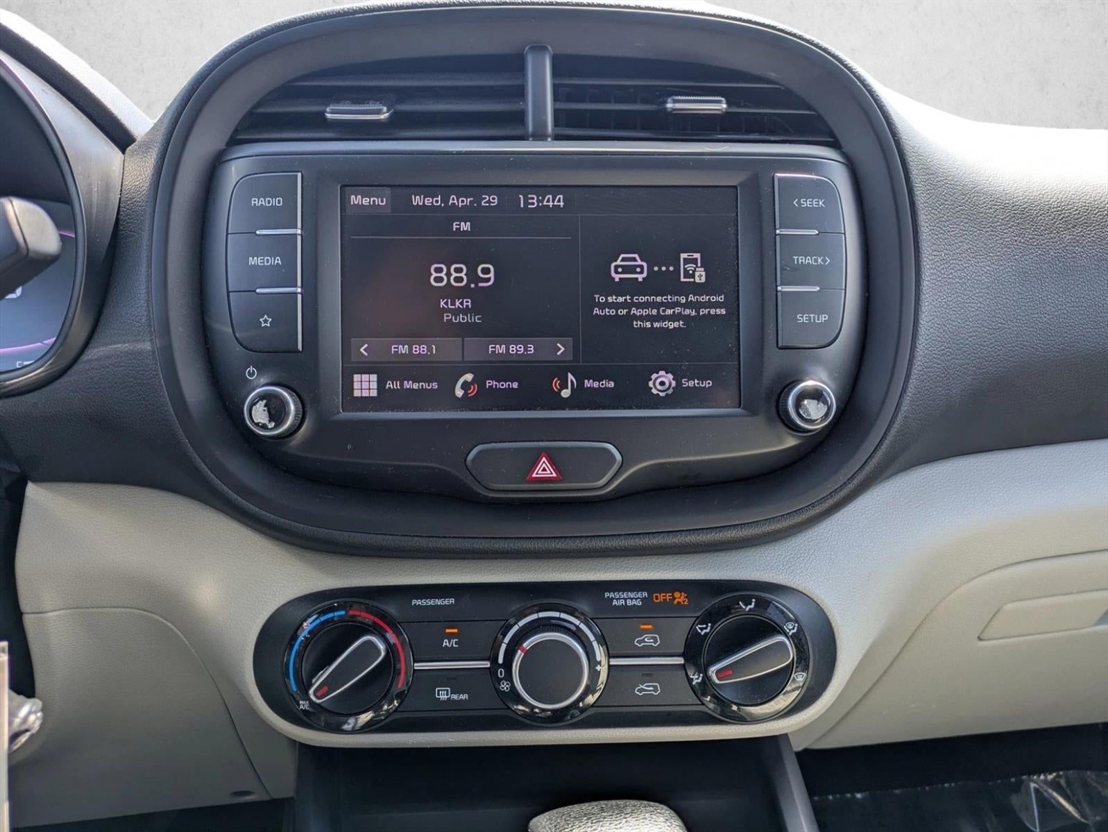 2023 Kia Soul LX IVT