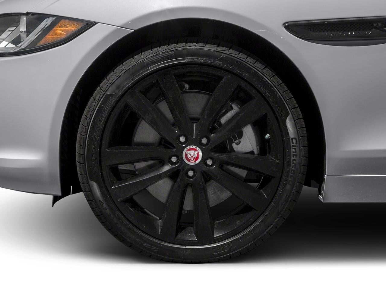 2018 Jaguar XE 25t Premium RWD