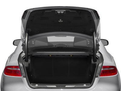 2018 Jaguar XE 25t Premium RWD