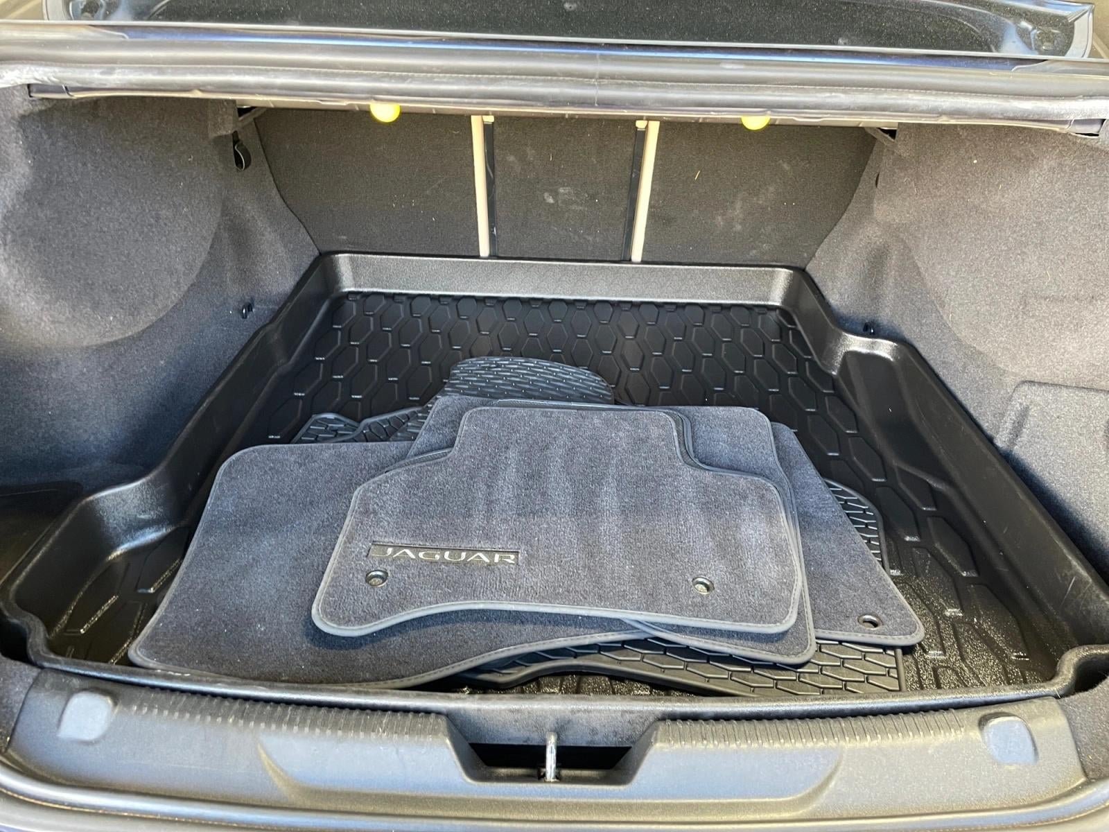 2018 Jaguar XE 25t Premium AWD