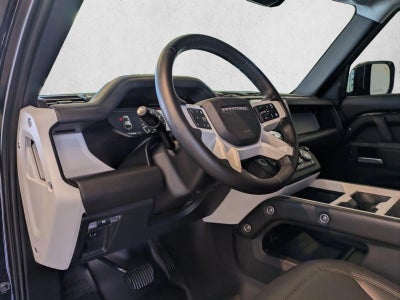 2025 Land Rover Defender 110 P300 S