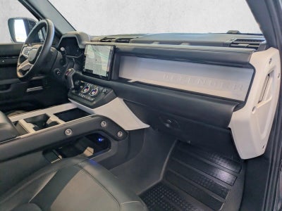 2025 Land Rover Defender 110 P300 S