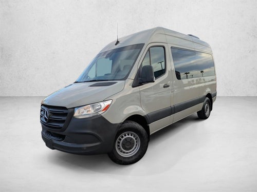 2022 Mercedes-Benz Sprinter Passenger Van 2500 Standard Roof I4 Gas 144" RWD