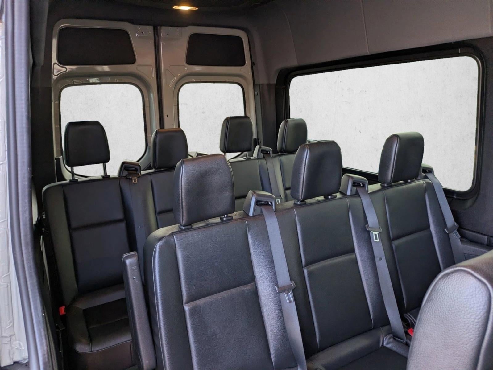 2022 Mercedes-Benz Sprinter Passenger Van 2500 Standard Roof I4 Gas 144" RWD