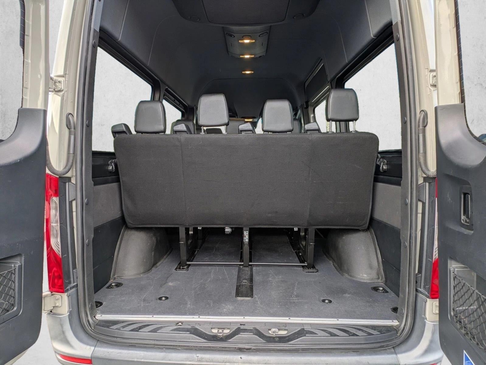 2022 Mercedes-Benz Sprinter Passenger Van 2500 Standard Roof I4 Gas 144" RWD