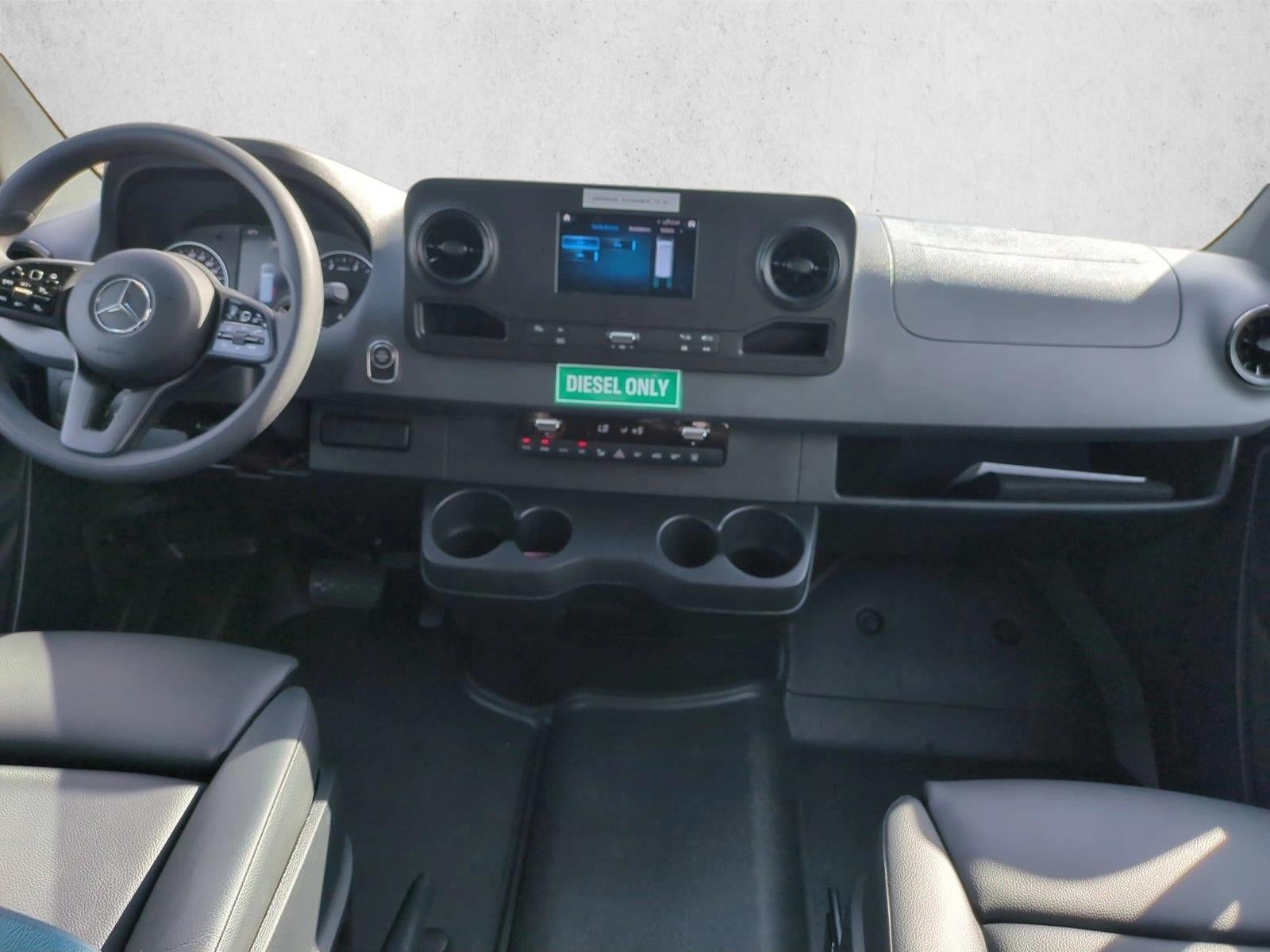 2024 Mercedes-Benz Sprinter Passenger Van 2500 Standard Roof I4 Diesel 144" RWD