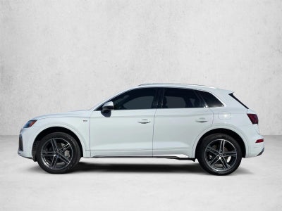 2021 Audi Q5 Premium 55 TFSI e quattro