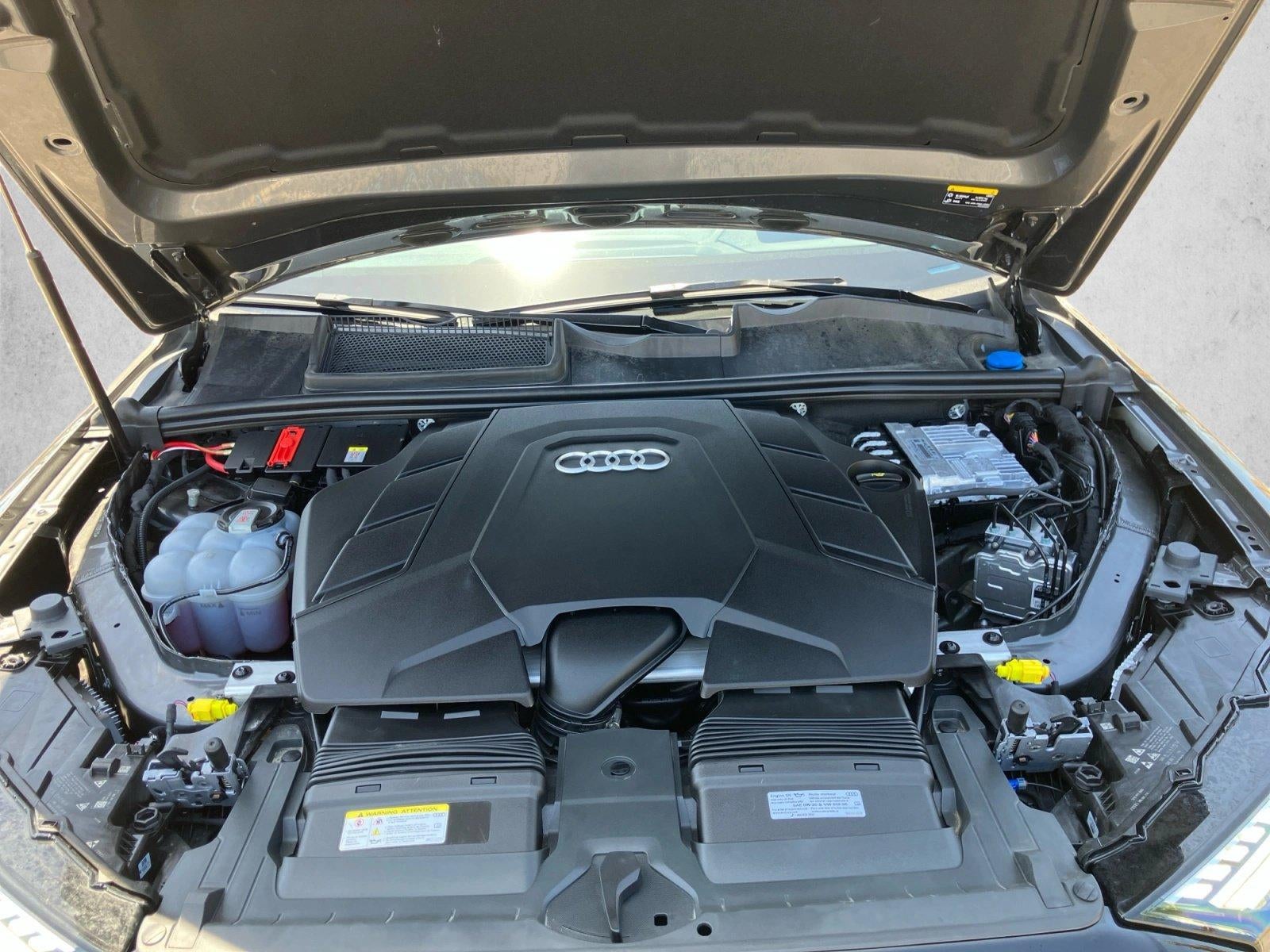 2025 Audi Q7 Prestige 55 TFSI quattro