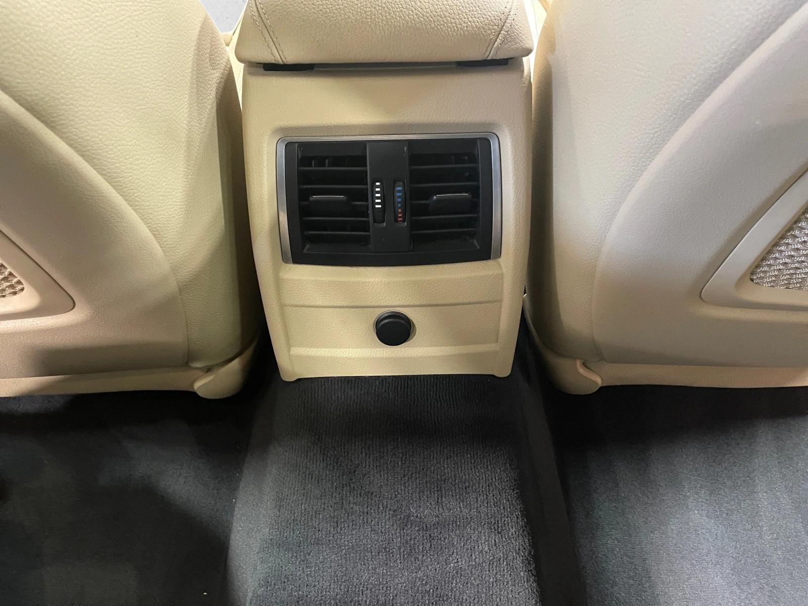 2018 BMW 330i xDrive Gran Turismo
