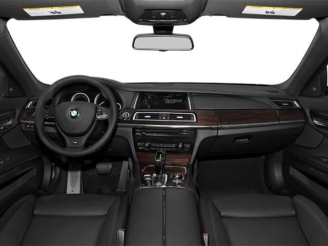 2013 BMW 750i Sedan