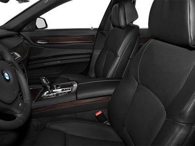 2013 BMW 750i Sedan