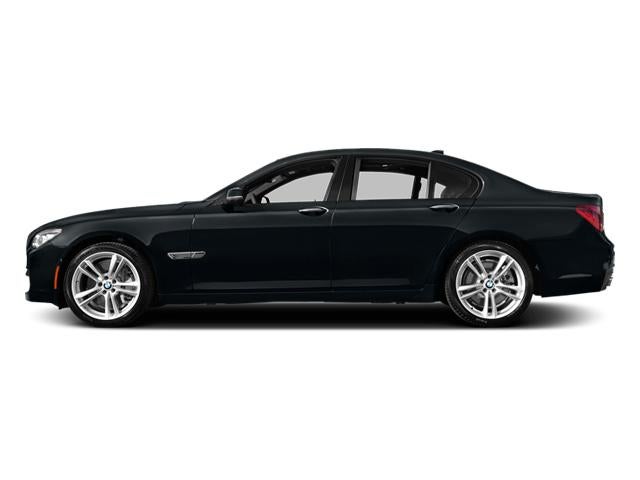 2013 BMW 750i Sedan