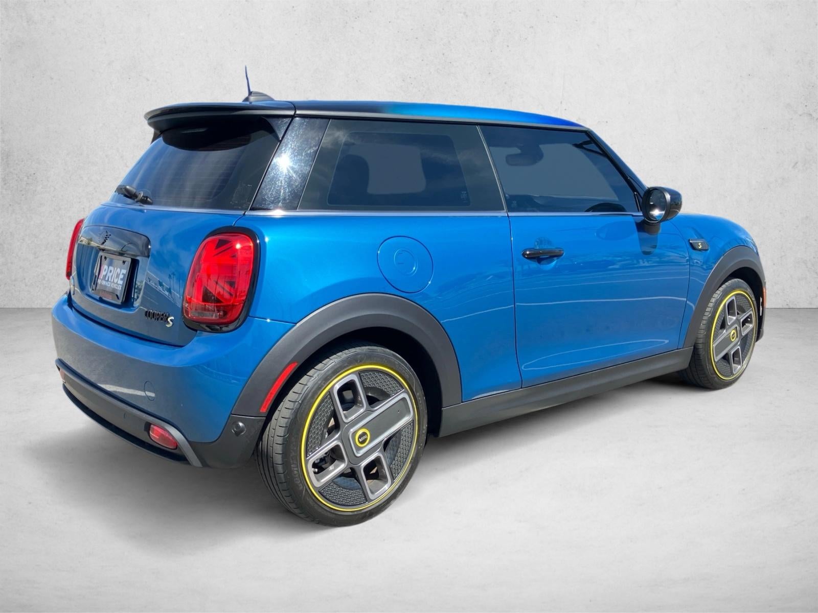 2024 MINI Electric Hardtop 2 Door Cooper SE
