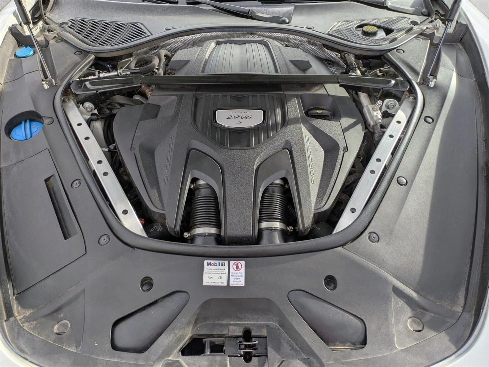 2018 Porsche Panamera 4S AWD