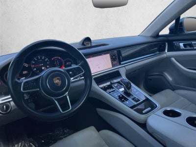2018 Porsche Panamera 4 Executive AWD