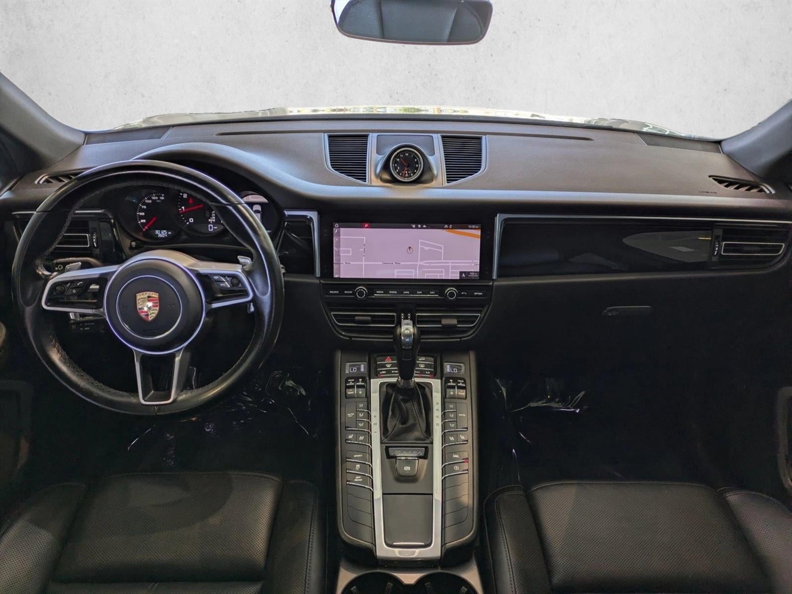2021 Porsche Macan AWD