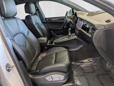 2021 Porsche Macan AWD