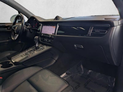 2021 Porsche Macan AWD