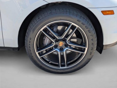 2021 Porsche Macan AWD