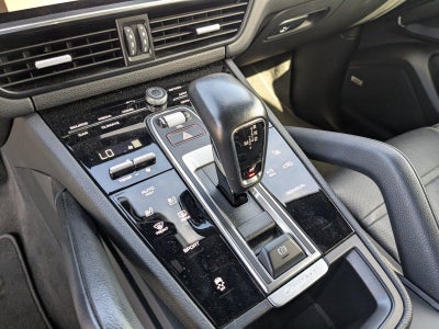 2023 Porsche Cayenne Platinum Edition AWD
