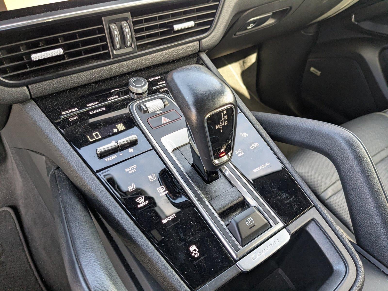 2023 Porsche Cayenne Platinum Edition AWD
