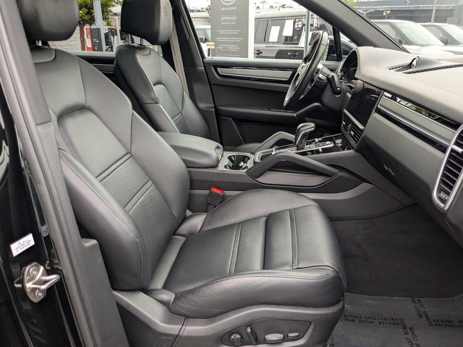 2023 Porsche Cayenne Platinum Edition AWD