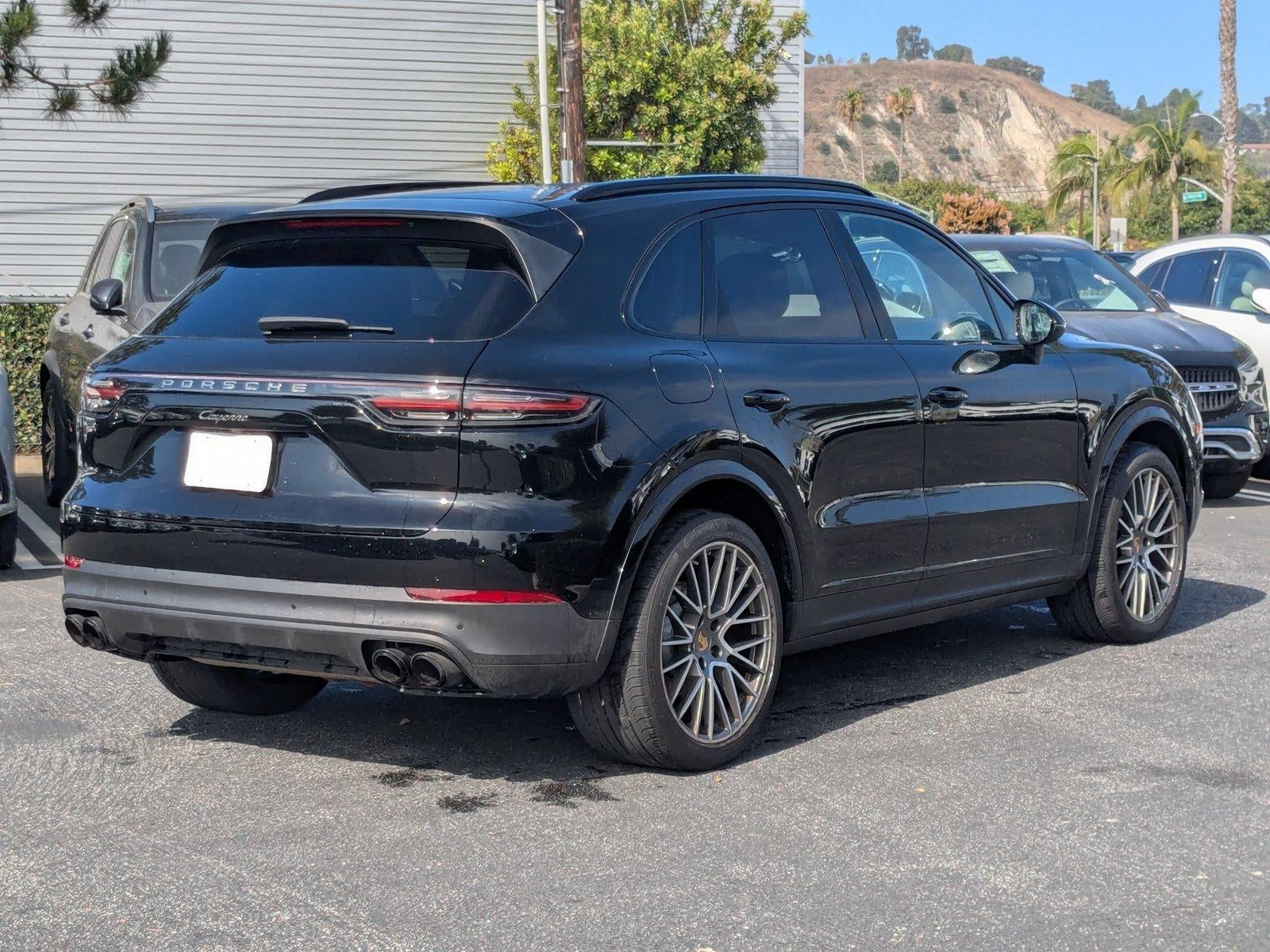 2023 Porsche Cayenne Platinum Edition AWD