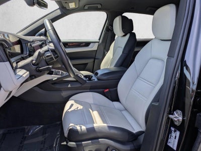 2024 Porsche Cayenne AWD
