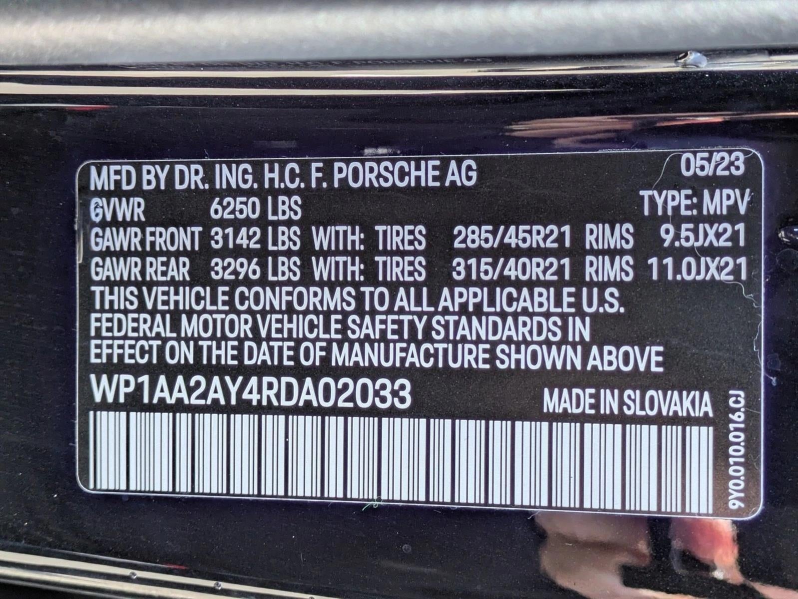 2024 Porsche Cayenne AWD