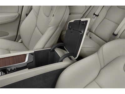 2021 Volvo XC60 T5 FWD Momentum